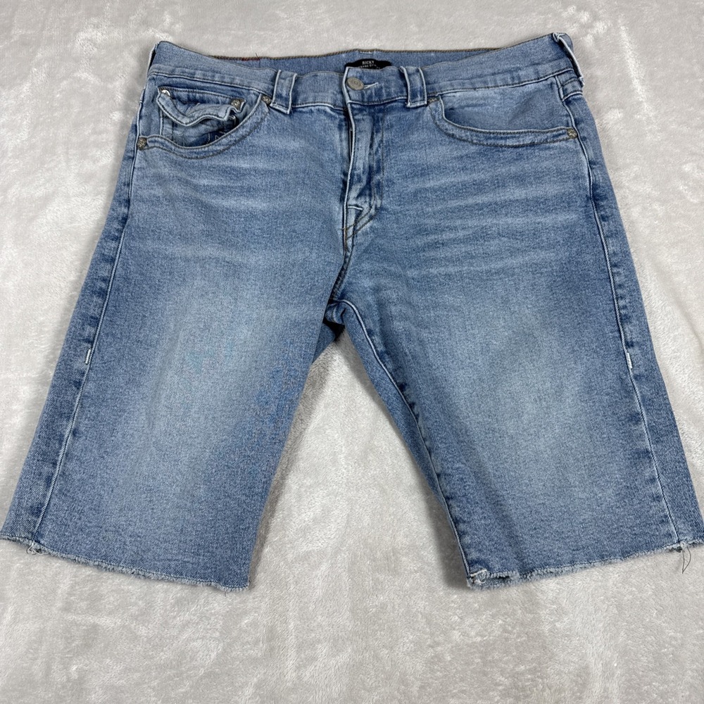 True Religion Shorts Mens 33 Blue Ricky Relaxed Straight 12" Light Wash Denim